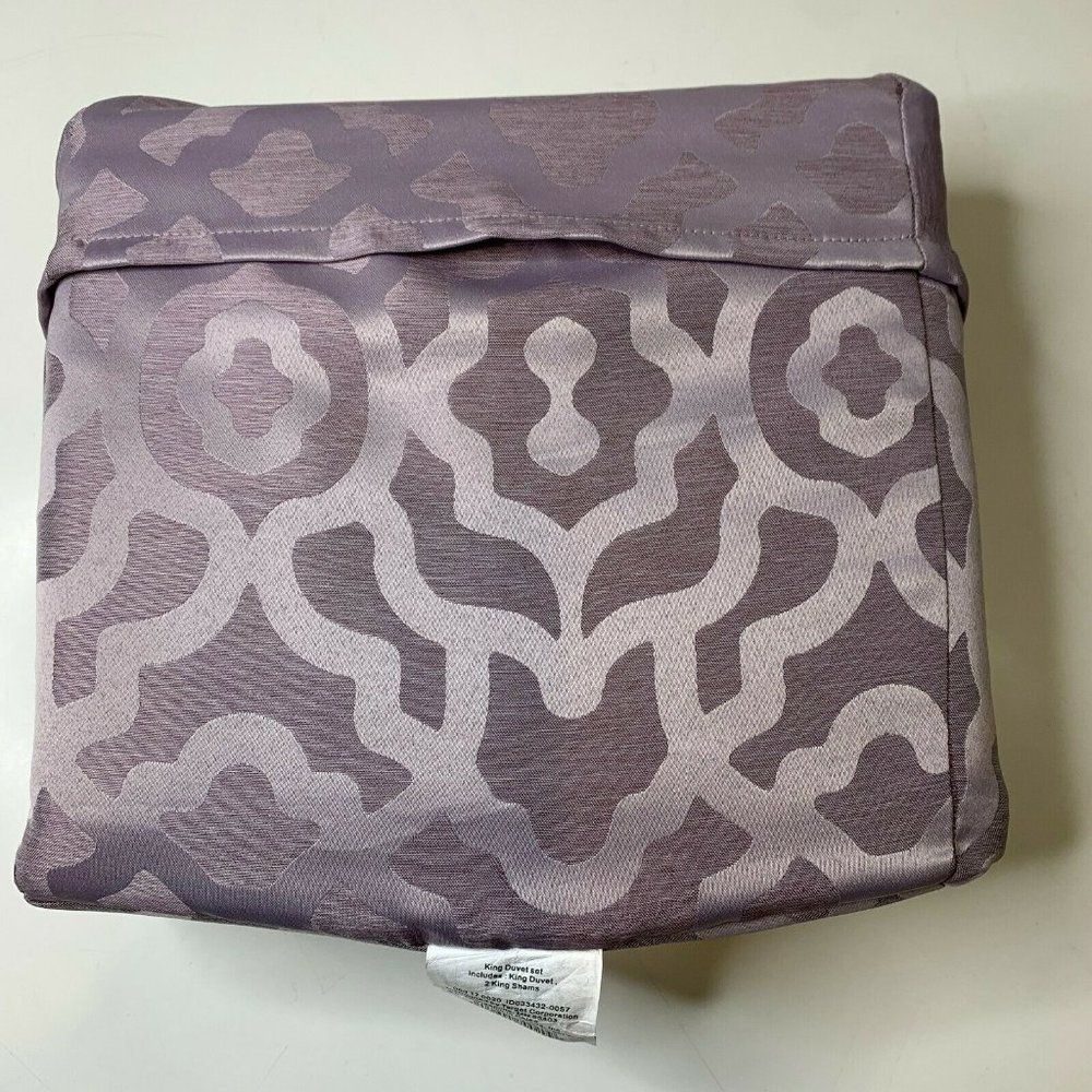 Purple King Duvet Set Geo print modern NWTs includ